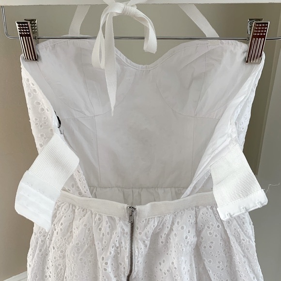 Aritzia Talula size 0 open back halter eyelet dress - Picture 12 of 16